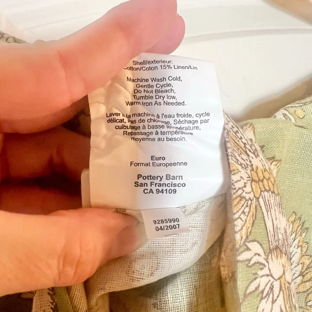 Pottery Barn Margaret Green Cream Floral Euro Shams Set 2 Vintage 2007 26x26